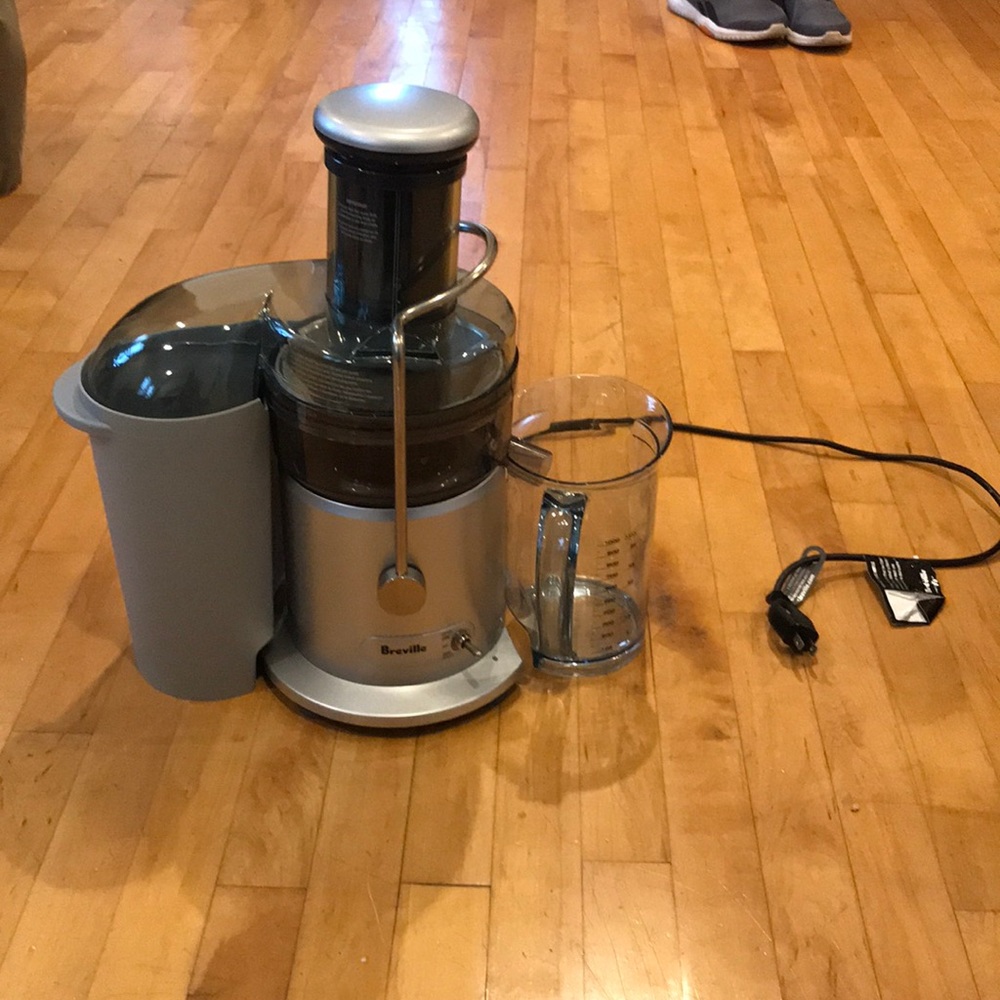 Breville Juicer